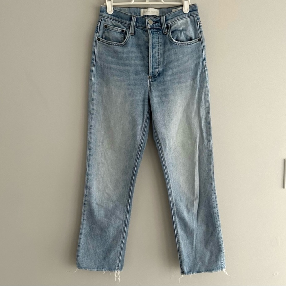 Denim Forum Arlo High Rise Straight Jeans with Raw Hem Size 26